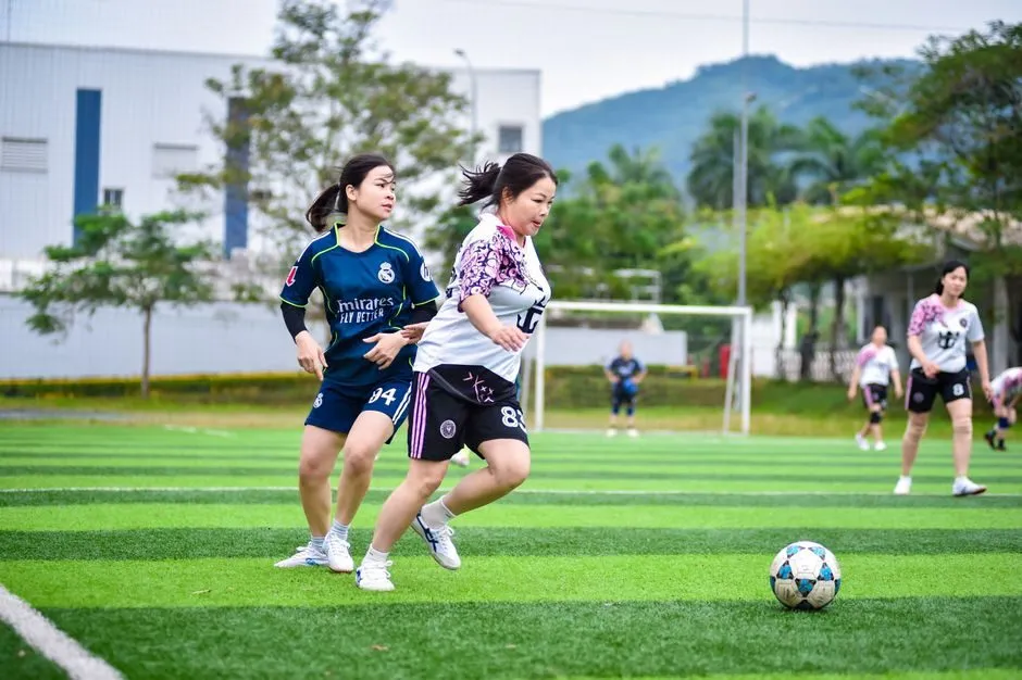 Merlo đánh đầu ghi bàn thắng đưa Đà Nẵng lên ngôi đầu bảng V-League 2016.