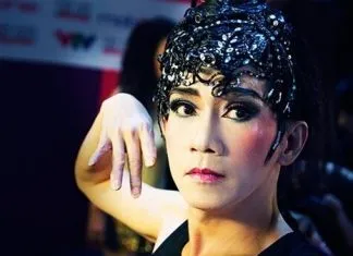 Minh Thuận cô đơn giữa showbiz, âm thầm chống lại số mệnh.