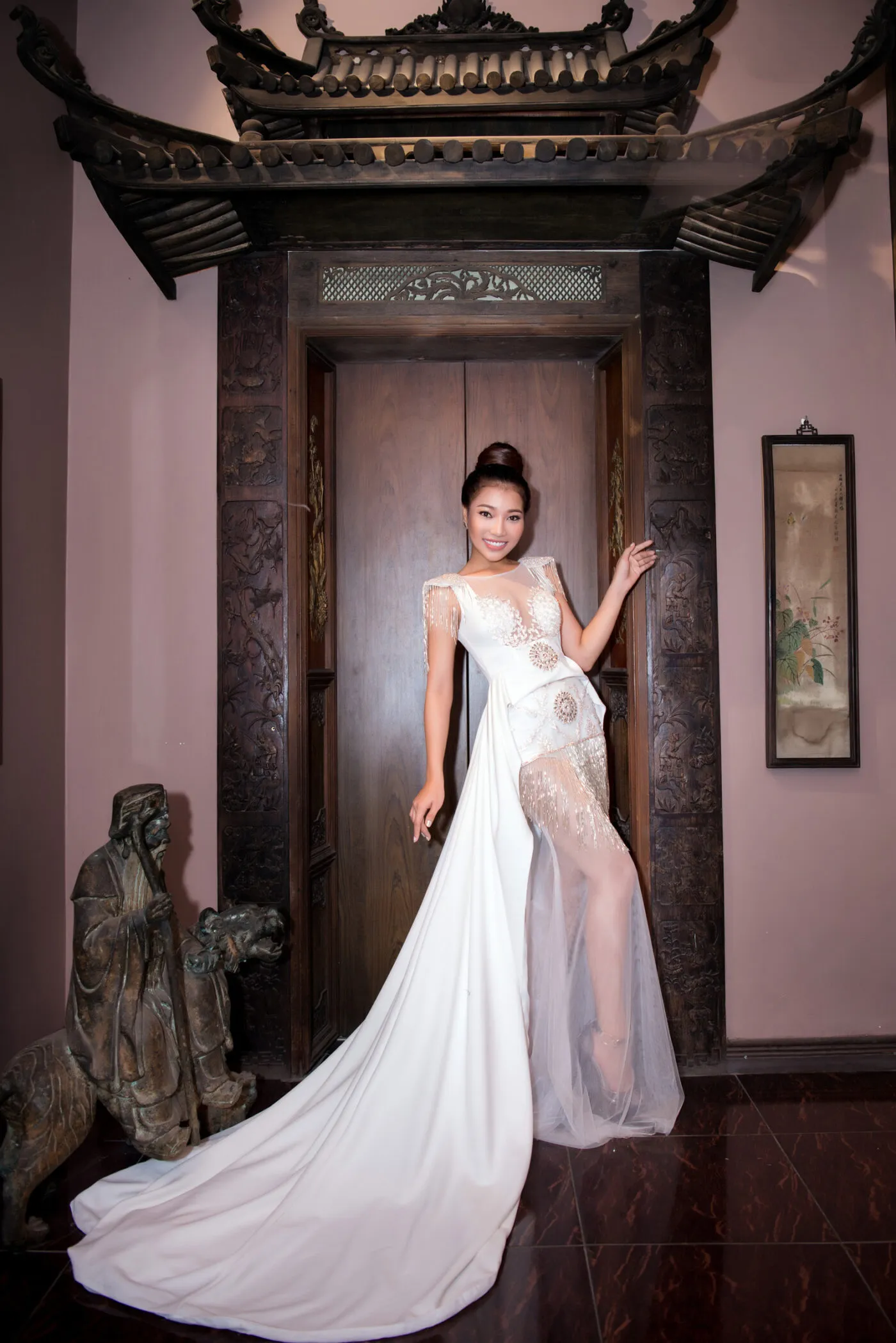 Linh Huynh Hoa hau Nhan ai Chau A H21